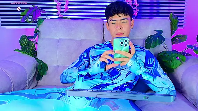 CamiiGuzmanX 웹캠 쇼