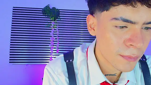 CamiiGuzmanX 网络视讯表演