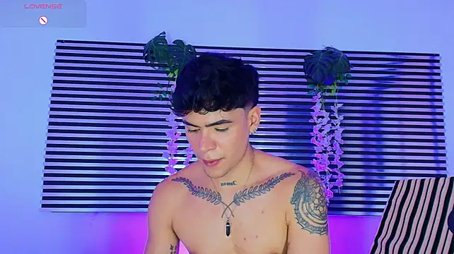 CamiiGuzmanX Show Webcam