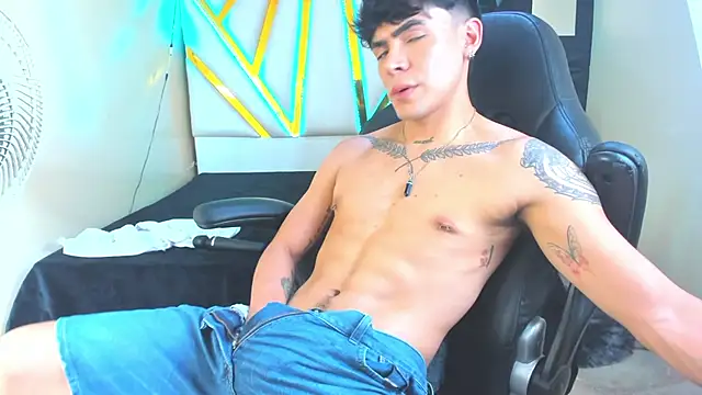 CamiiGuzmanX Webcam-Show