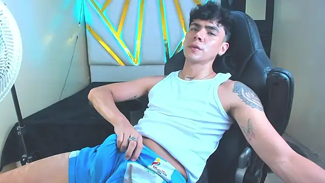 CamiiGuzmanX Show Webcam