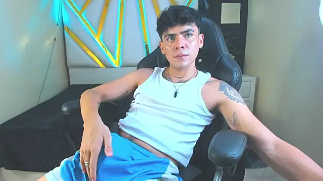 CamiiGuzmanX Show Webcam