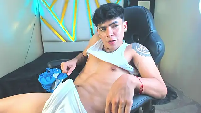 عرض كام CamiiGuzmanX