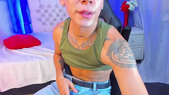 CamiiGuzmanX Show Webcam