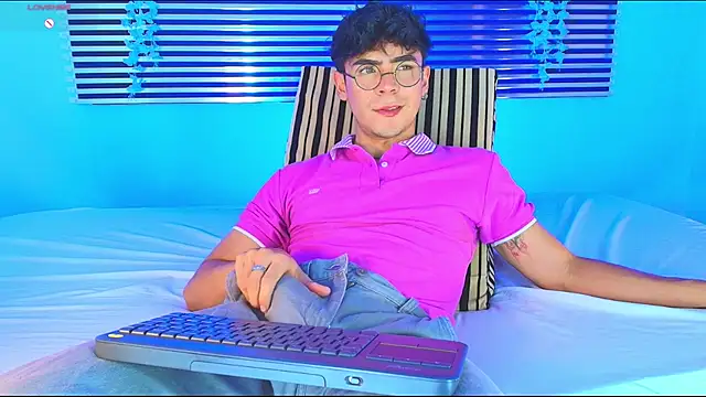 Webkamerová show CamiiGuzmanX