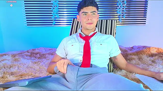 CamiiGuzmanX – webcam-show