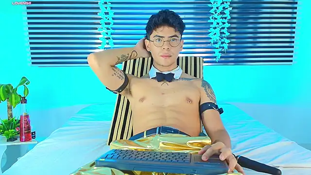 CamiiGuzmanXn Webbikameraesitys