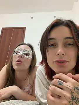 Monica_Law_ Pertunjukan Webcam