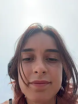 צ'אט XXX בשידור חי של Monica_Law_