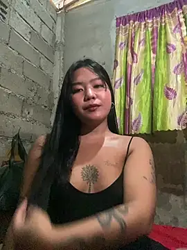 Show de Naughty_Janna na webcam