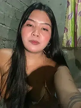 Naughty_Janna webkamerás műsora