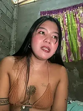 Naughty_Janna Show in webcam