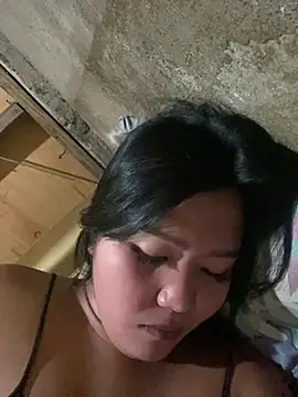 Naughty_Janna: διαδικτυακό σόου στην κάμερα