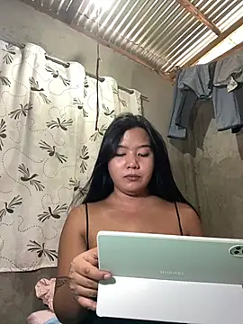 Show de Naughty_Janna na webcam
