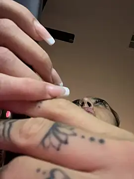 chicagobabe312 Show in webcam