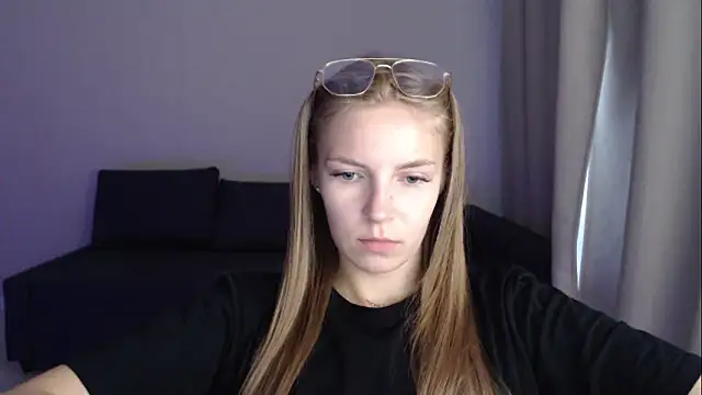 HitGyrl Live XXX-Chat