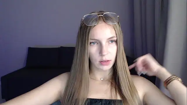 HitGyrl Live XXX-chat