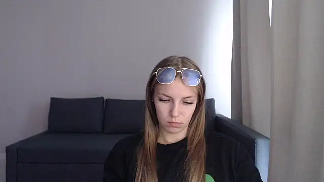 HitGyrl's Live XXX Chat