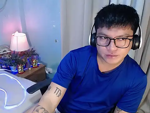 Fuckboii_intown 在線直播表演
