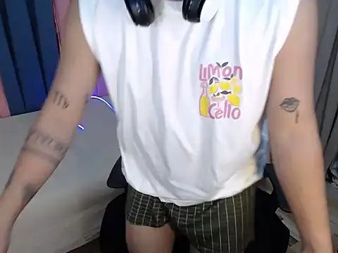 โชว์เว็บแคมของ Fuckboii_intown