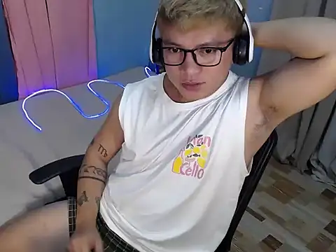 Fuckboii_intown Pertunjukan Webcam