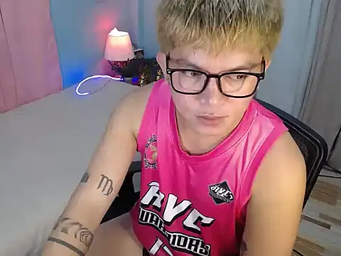 عرض كام Fuckboii_intown