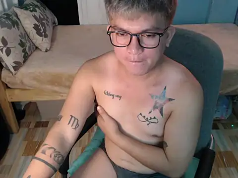 Fuckboii_intown's Webcam Show
