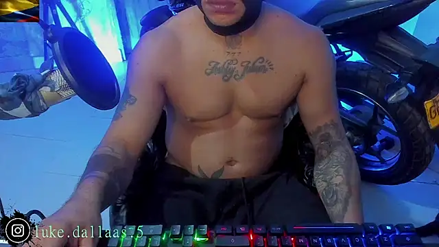 zeus_7777n Webbikameraesitys