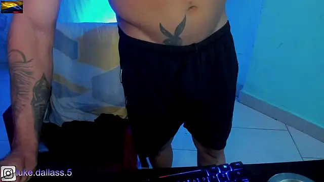 zeus_7777 Show in webcam