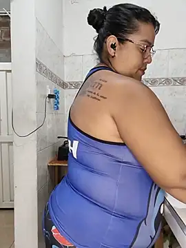 Chat +18 de NARNYALABELLA ao vivo