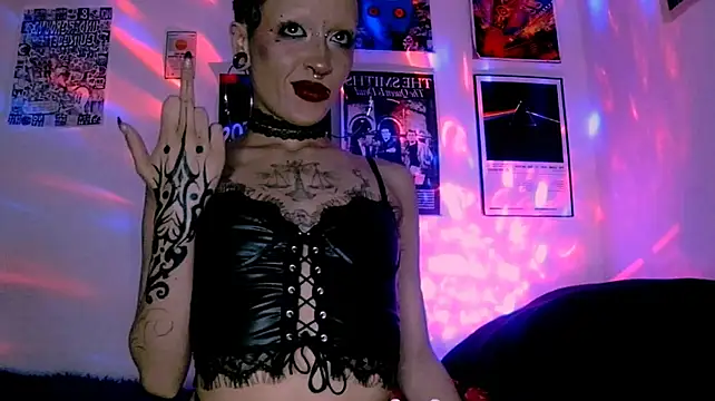 Show Webcam de plutonbluemooon333
