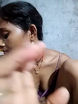 צ'אט XXX בשידור חי של Maya_bhoji