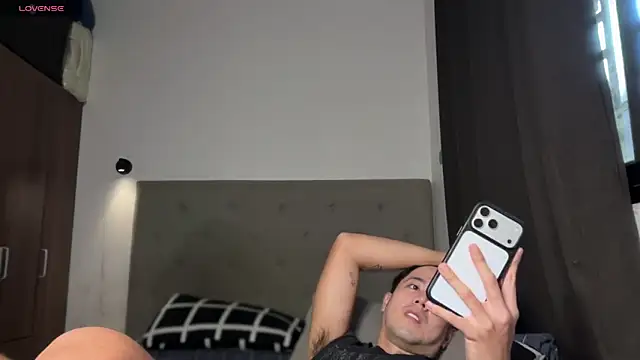 Addictiveboi Pertunjukan Webcam