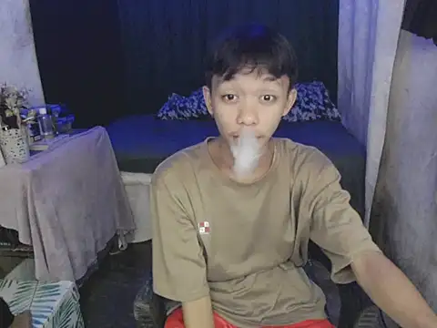 Innocentfucker Pertunjukan Webcam
