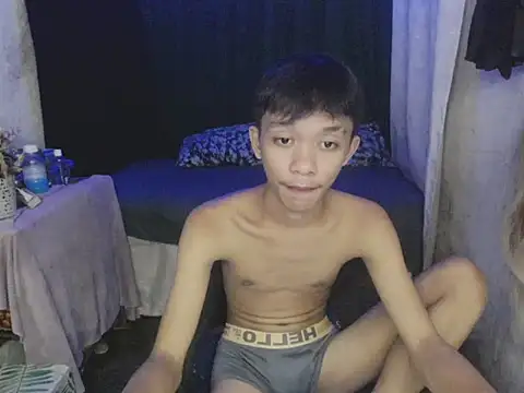 Innocentfucker Pertunjukan Webcam