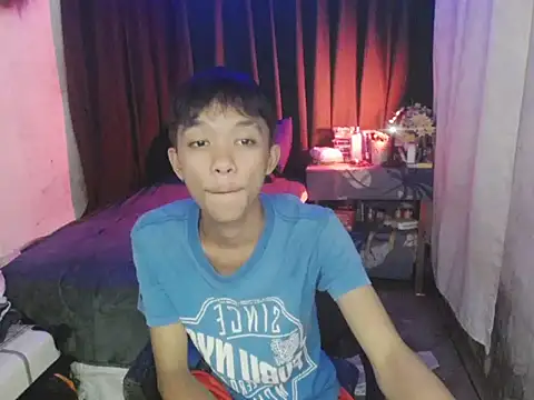 Innocentfucker Pertunjukan Webcam