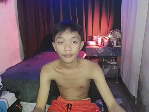 Innocentfucker – webcam-show
