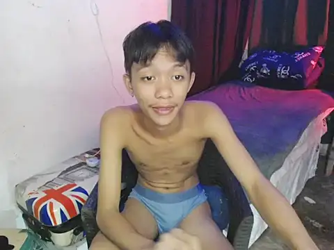 Innocentfucker Live XXX-Chat