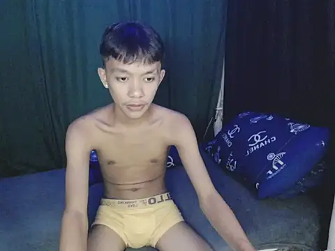 Innocentfucker Pertunjukan Webcam