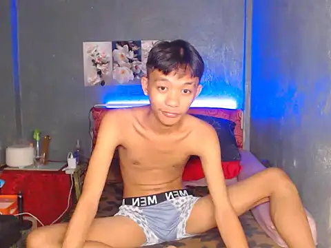 Innocentfucker Show Webcam