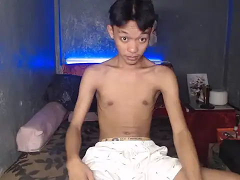 Innocentfucker's Webcam Show