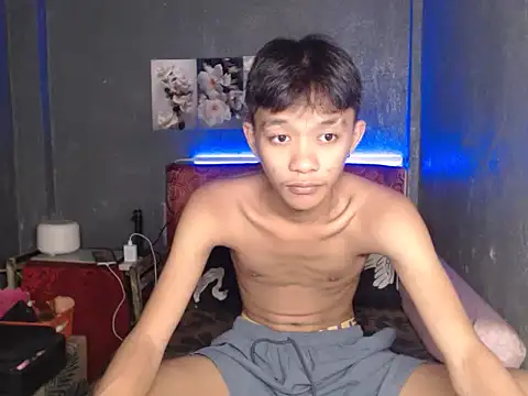 Innocentfucker Pertunjukan Webcam