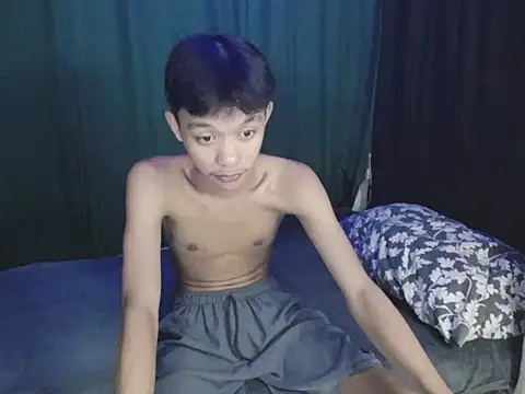 Innocentfucker Webcam show