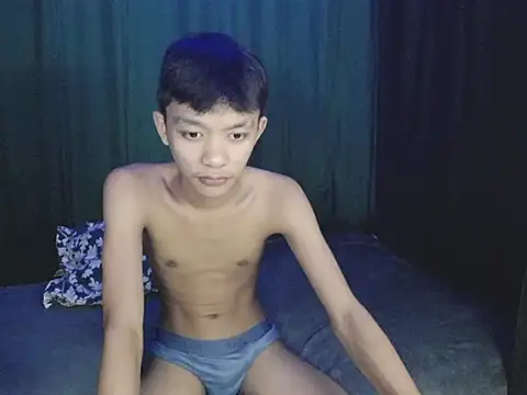 Innocentfucker's Webcam Show