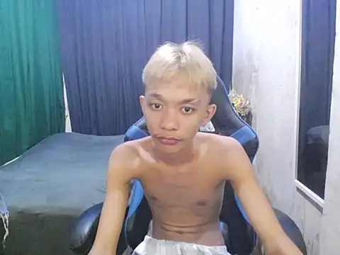 Innocentfucker Pertunjukan Webcam