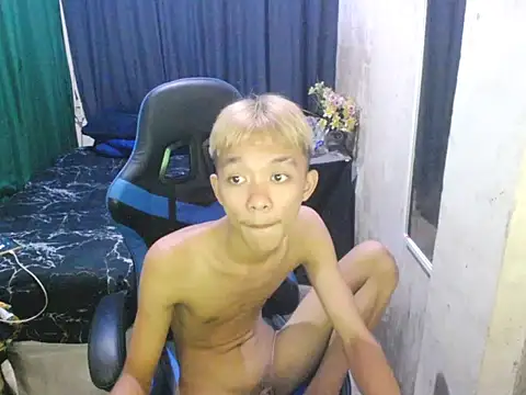 Innocentfucker Webcamshow