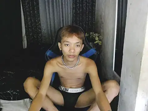 Innocentfucker – webcam-show