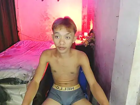 Innocentfucker webkamerás műsora