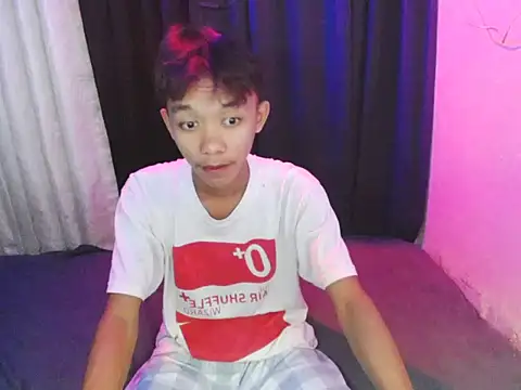 Innocentfucker Pertunjukan Webcam
