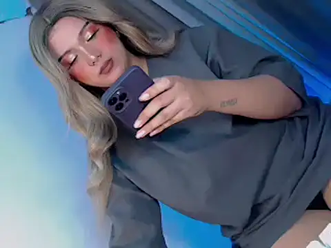 Pokazy przed kamerką – Sweet_angelinax
